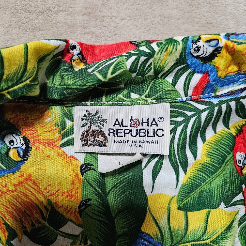 Aloha Republic Womens Large Hawaiian Shirt Parrot Tropical Print Made in Hawaii - Picture 2 of 4